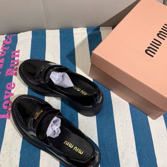 Women's Miu Miu black loafers - Picture 3 of 7